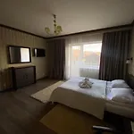 приватна європа ソロチャイン