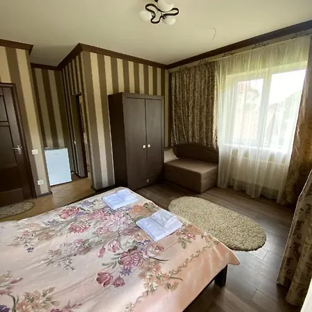 Aparthotel приватна європа Solotschyn